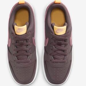 Nike Court Borough Low